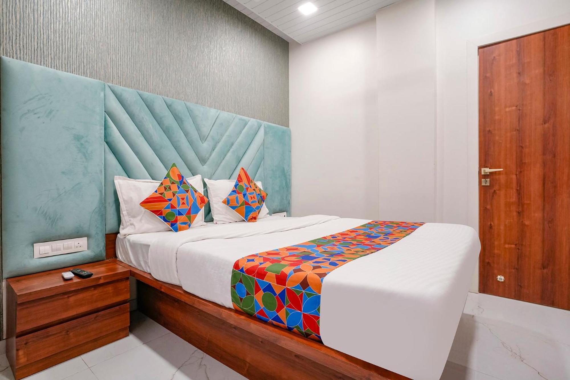 Fabhotel The Mint Mumbai Ngoại thất bức ảnh