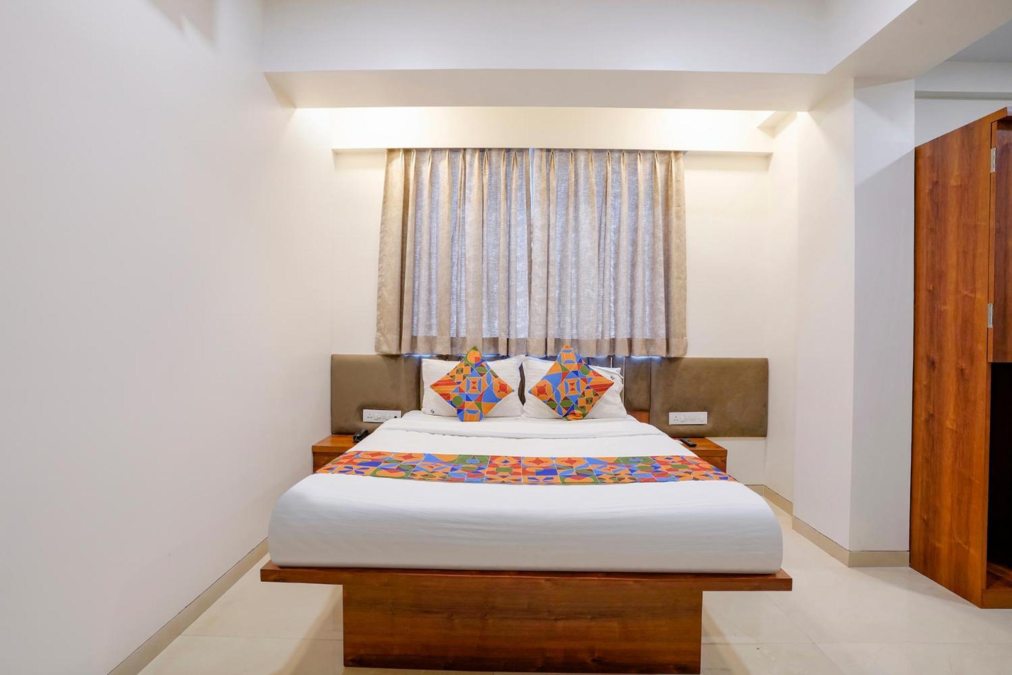 Fabhotel The Mint Mumbai Ngoại thất bức ảnh